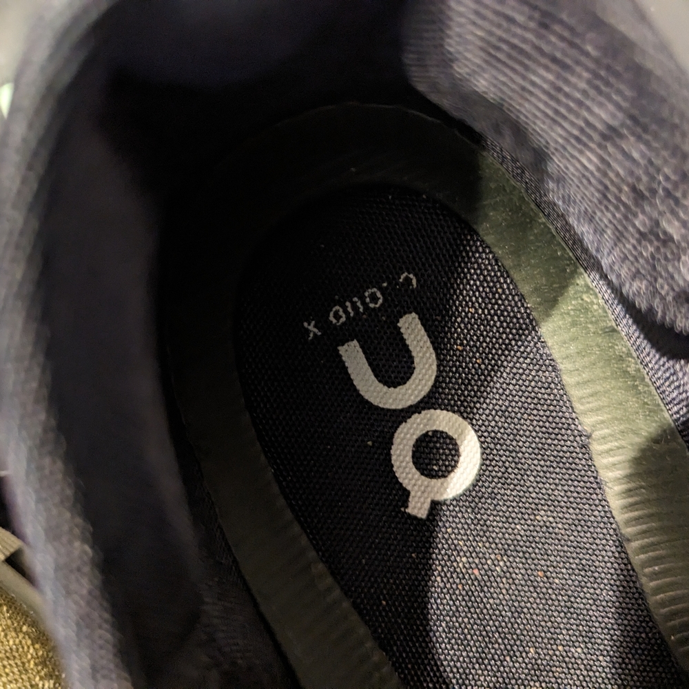 Swiss Engineering Running Shoes - Picture 4 of 6